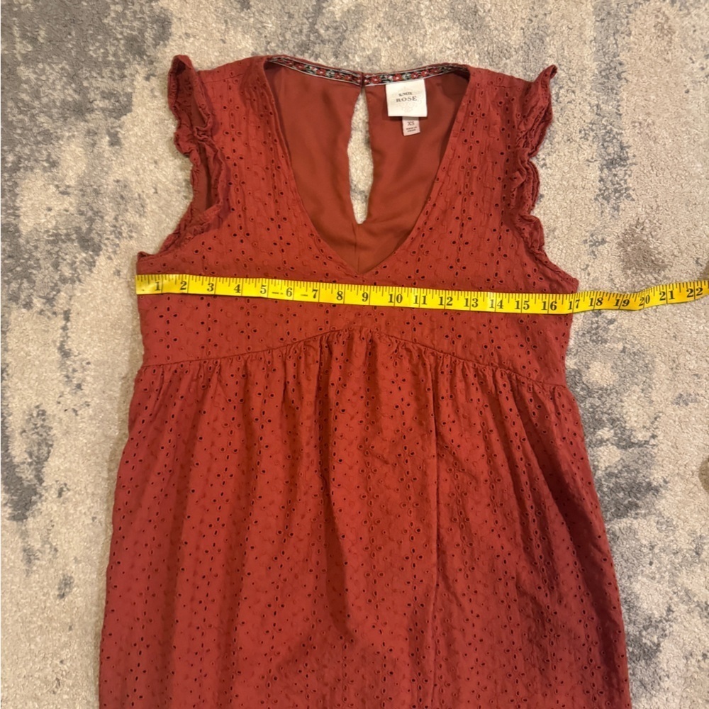 Rose Red Sleeveless Eyelet Dress - Picture 5 of 6